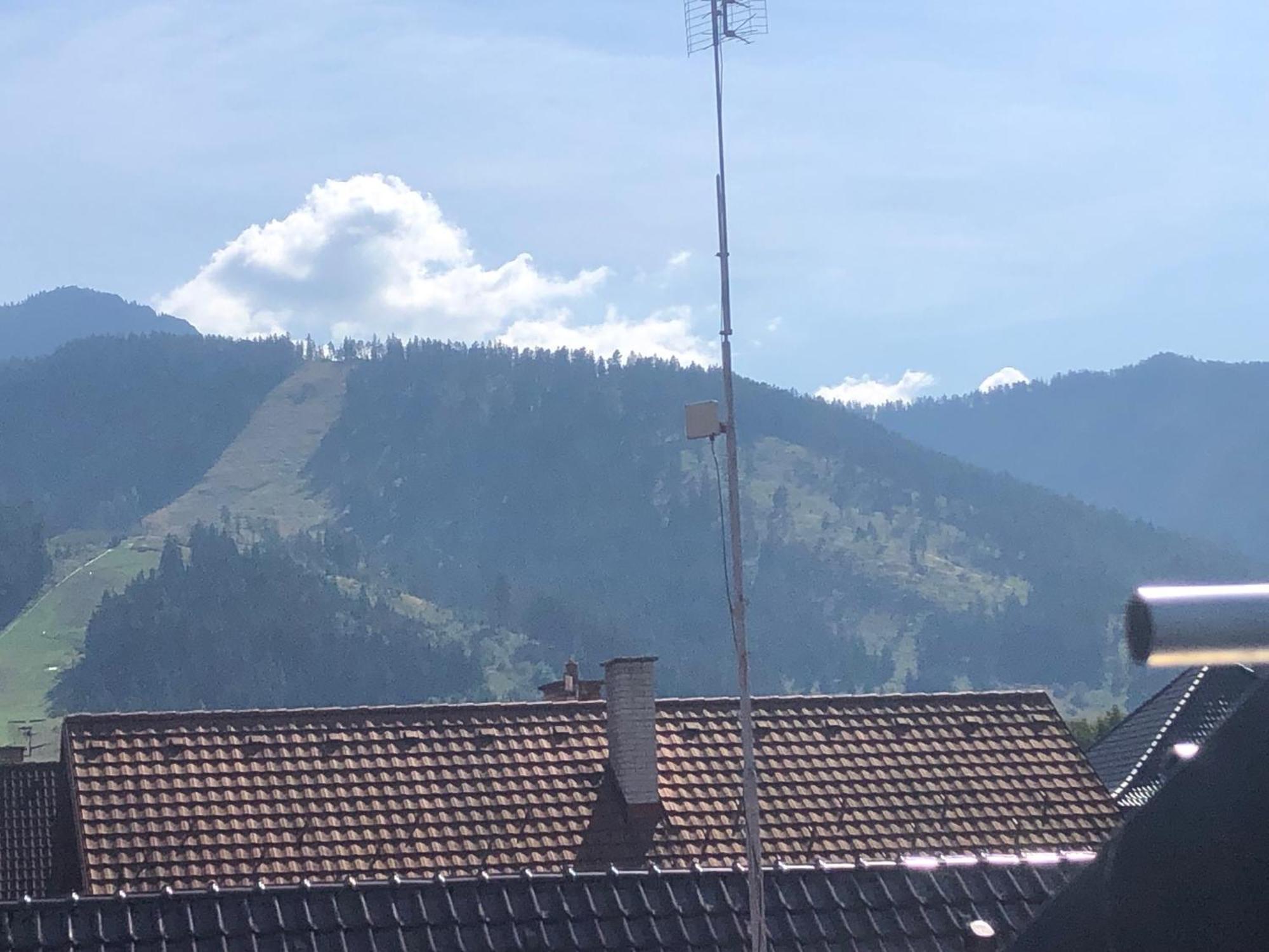 Berg Liptov Hotel Lipótszentmiklós Kültér fotó