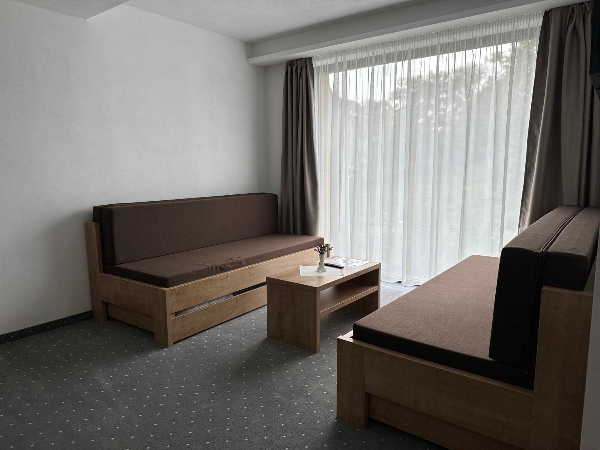 Berg Liptov Hotel Lipótszentmiklós Kültér fotó